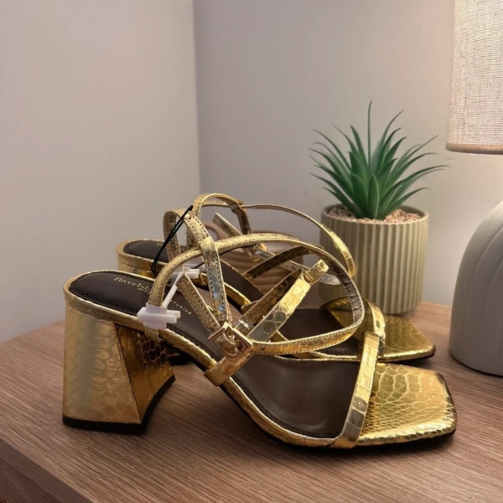 River Island Gold Textured Heels